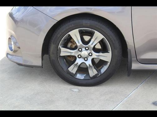 2016 Toyota Sienna SE