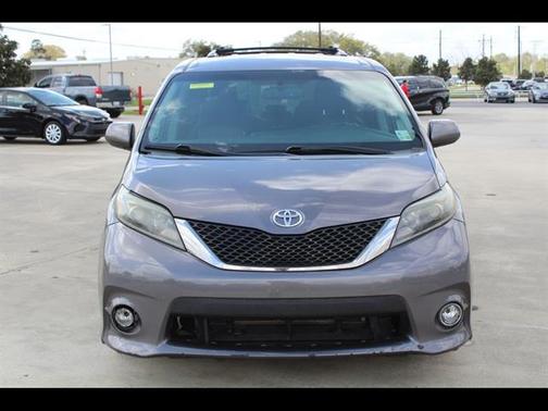 2016 Toyota Sienna SE