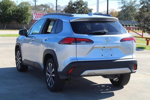 2023 Toyota Corolla Cross XLE