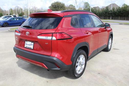 2022 Toyota Corolla Cross LE