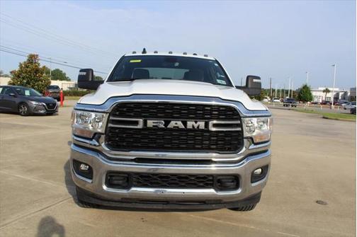 2024 RAM 3500 Big Horn Crew Cab 4x4 8' Box