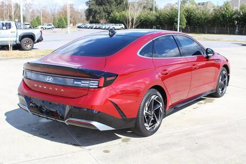 2025 Hyundai SONATA SEL