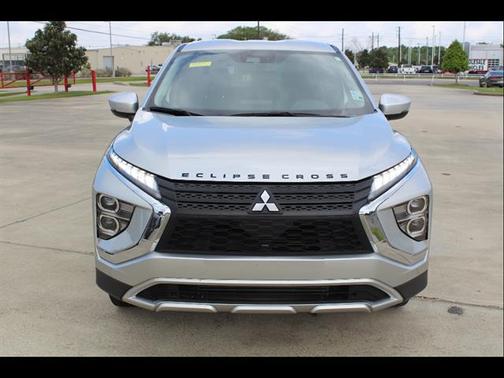 Alloy Silver Metallic 2024 Mitsubishi Eclipse Cross SE