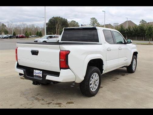 2024 Toyota Tacoma SR5