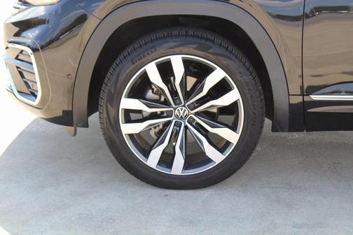 2022 Volkswagen Atlas Cross Sport 3.6L V6 SEL Premium R-Line