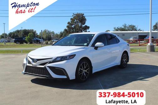 2024 Toyota Camry SE