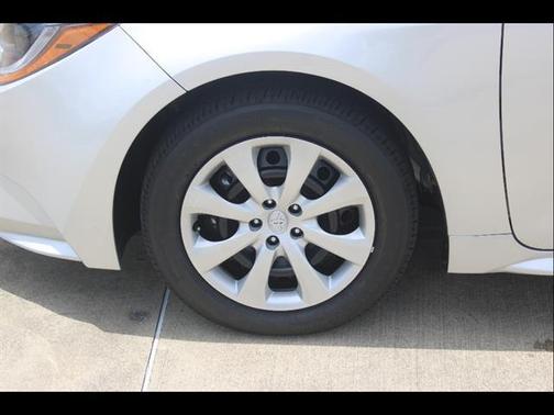 Classic Silver Metallic 2026 Toyota Corolla LE