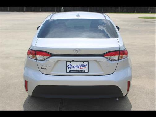 Classic Silver Metallic 2026 Toyota Corolla LE