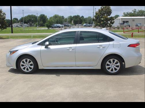 Classic Silver Metallic 2026 Toyota Corolla LE