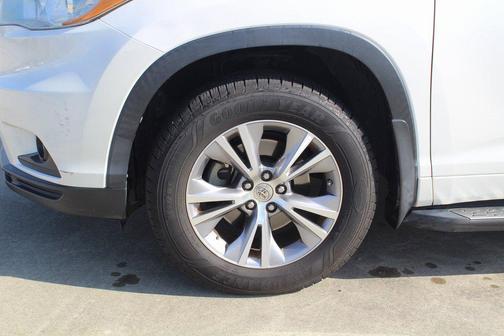 2015 Toyota Highlander LE Plus