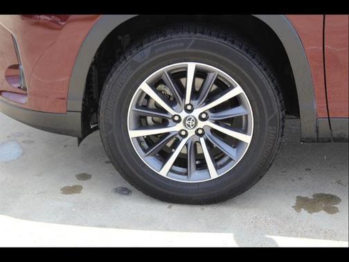 Ooh La La Rouge Mica 2019 Toyota Highlander XLE