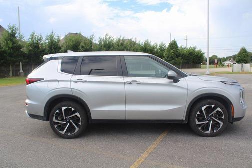 2024 Mitsubishi Outlander SE 2.5 2WD