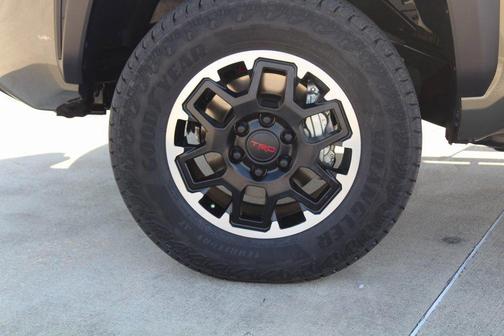 2026 Toyota Tacoma TRD Off Road