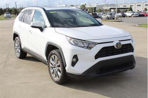 2020 Toyota RAV4 XLE Premium