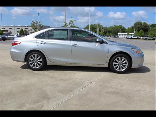 2017 Toyota Camry XLE