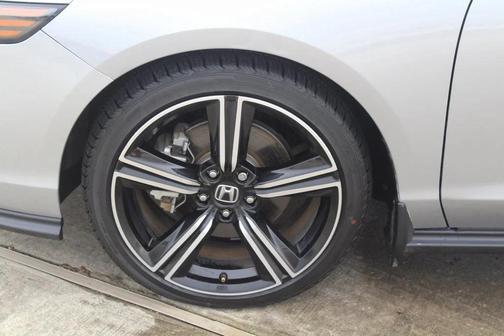 2023 Honda Accord Hybrid Base