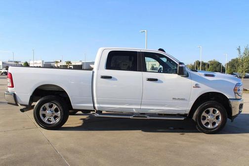 2023 RAM 2500 Big Horn Crew Cab 4x4 6'4' Box