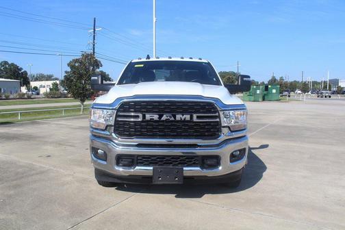 2024 RAM 3500 Big Horn Crew Cab 4x4 8' Box