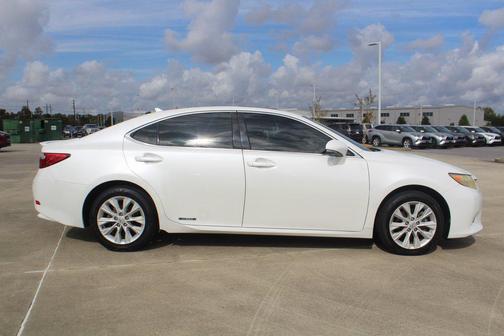 2013 Lexus ES 300h Base