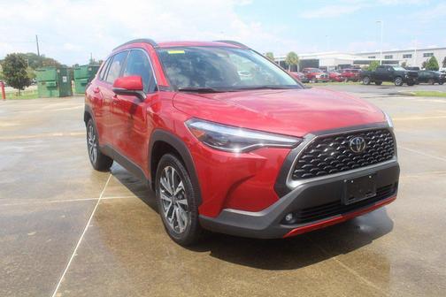 2023 Toyota Corolla Cross XLE