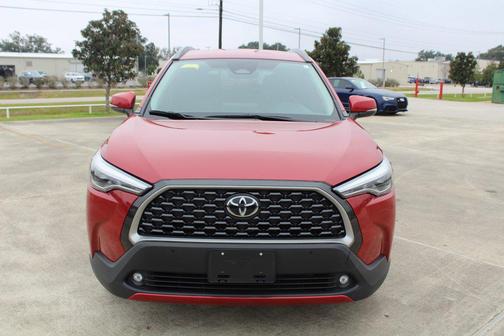 2023 Toyota Corolla Cross XLE