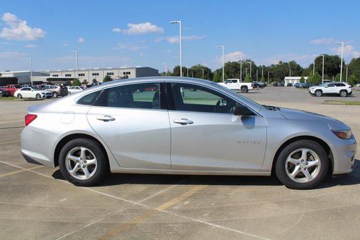 2016 Chevrolet Malibu LS