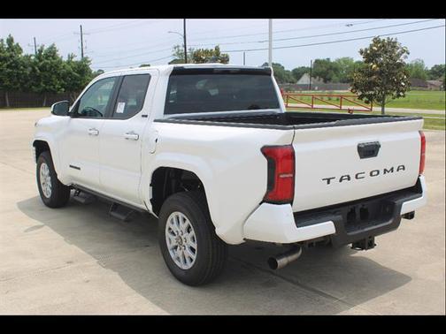Ice Cap 2026 Toyota Tacoma SR5