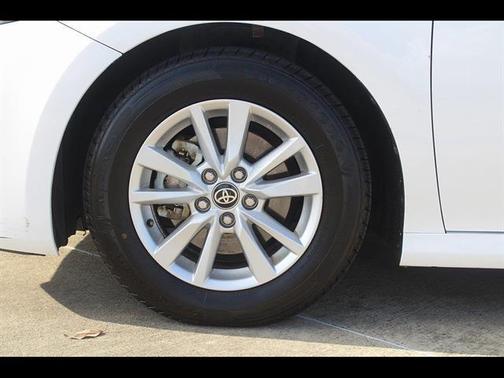 Ice Cap 2025 Toyota Camry LE