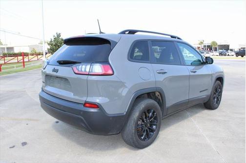 2023 Jeep Cherokee Altitude
