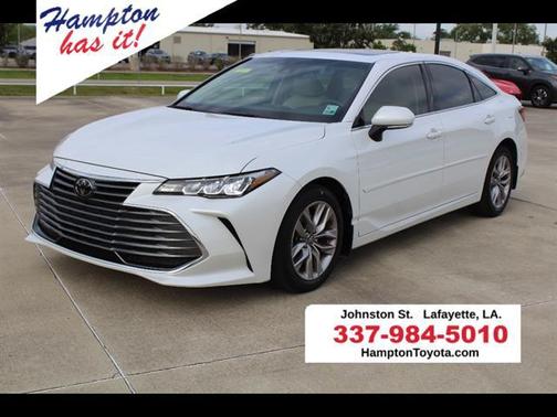 Wind Chill Pearl 2019 Toyota Avalon XLE