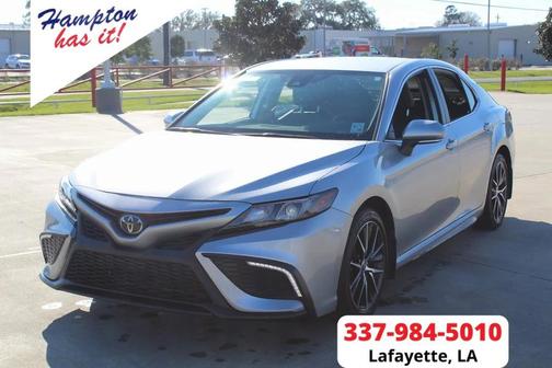 2024 Toyota Camry SE