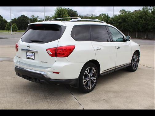 Pearl White 2017 Nissan Pathfinder Platinum