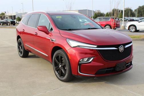 2023 Buick Enclave Essence AWD