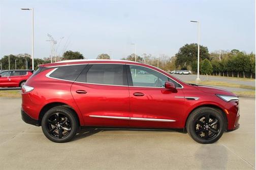 2023 Buick Enclave Essence AWD