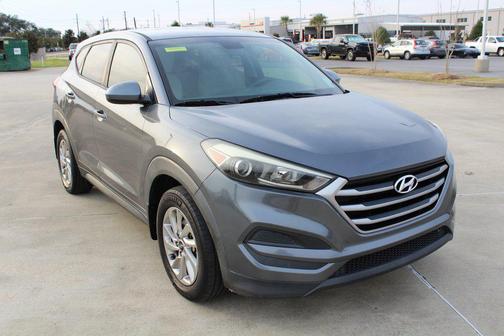 2017 Hyundai TUCSON SE