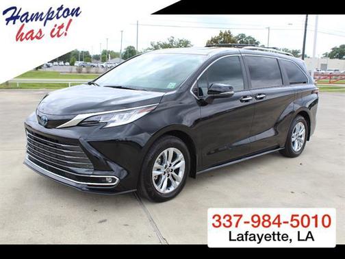 Midnight Black Metallic 2025 Toyota Sienna Limited
