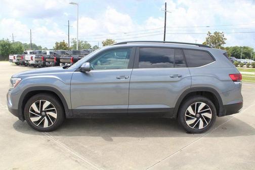 2024 Volkswagen Atlas 2.0T SE w/Technology 4MOTION