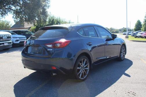 2018 Mazda Mazda3 Touring