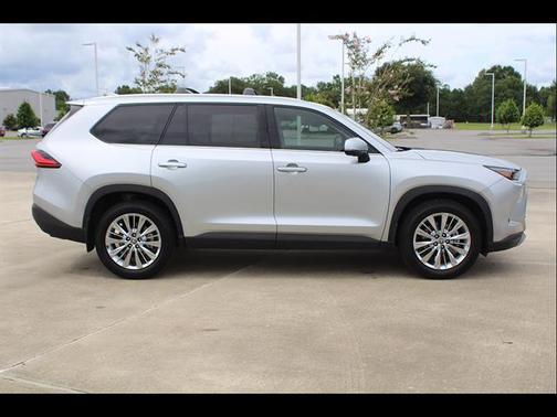 Celestial Silver Metallic 2024 Toyota Grand Highlander Platinum