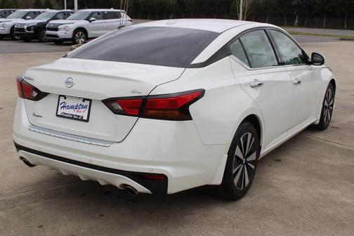 2022 Nissan Altima 2.5 SL