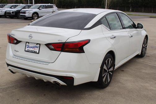 2022 Nissan Altima 2.5 SL