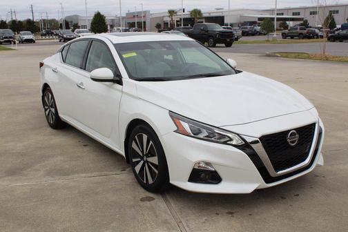 2022 Nissan Altima 2.5 SL