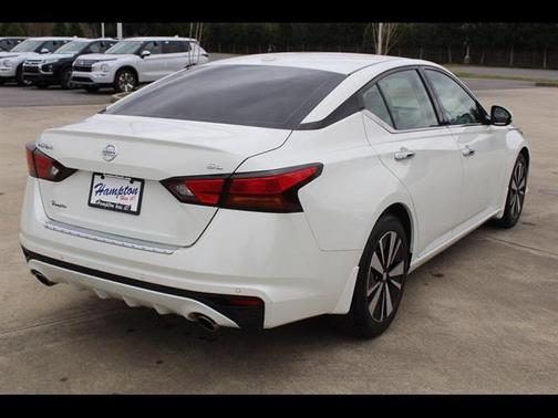 2022 Nissan Altima 2.5 SL
