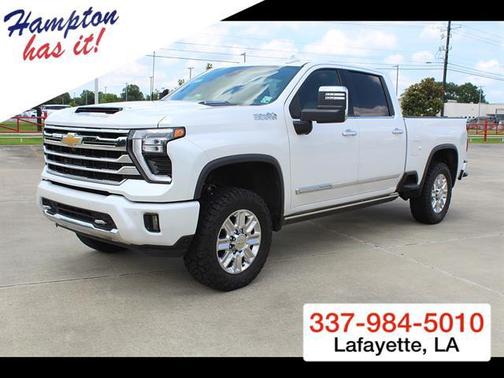 Iridescent Pearl Tricoat 2025 Chevrolet Silverado 2500 High Country