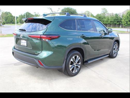 Cypress 2025 Toyota Highlander Hybrid XLE