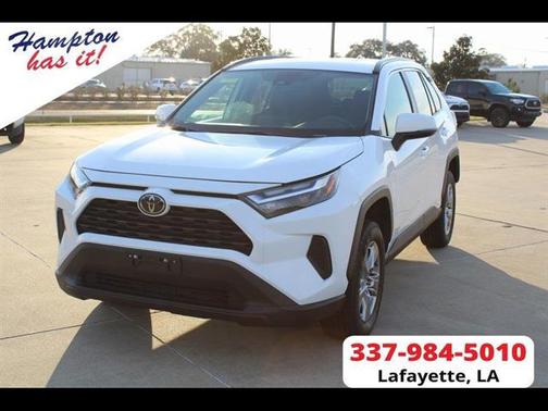 Ice Cap 2024 Toyota RAV4 XLE
