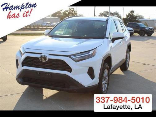 Ice Cap 2024 Toyota RAV4 XLE
