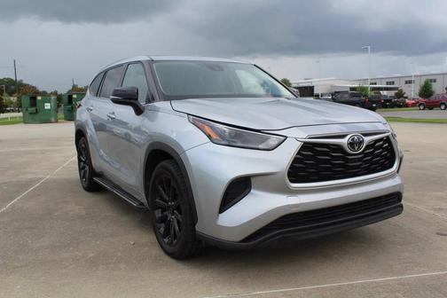2022 Toyota Highlander L