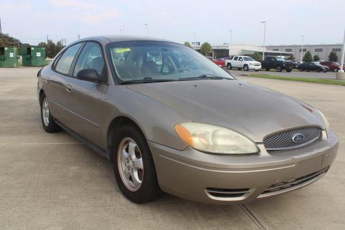 2006 Ford Taurus SE