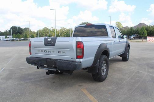2002 Nissan Frontier XE Crew Cab